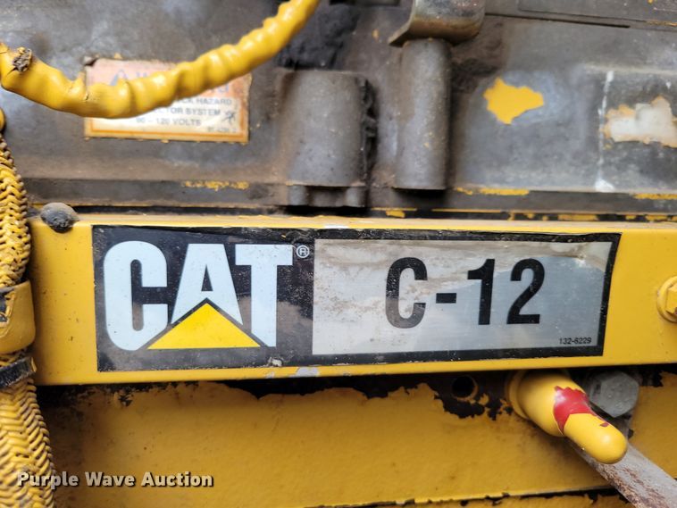 image for item DM2485 2001 Kenworth T800  dump truck