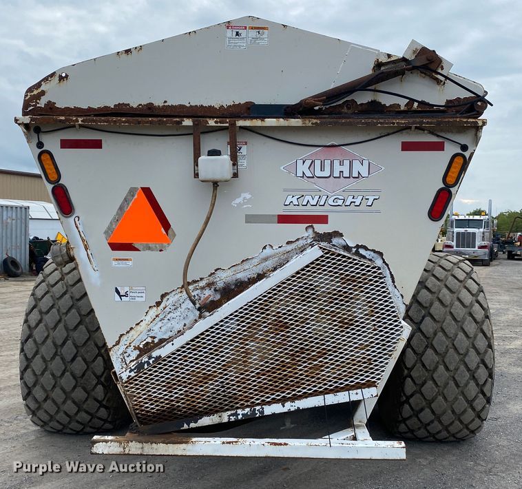 image for item DM4183 Kuhn Knight Slinger 8141  manure spreader