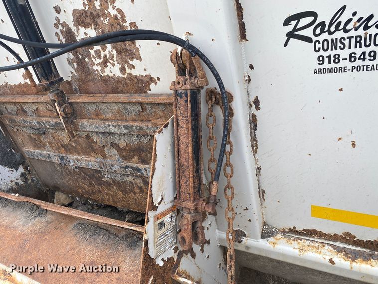 image for item DM4183 Kuhn Knight Slinger 8141  manure spreader