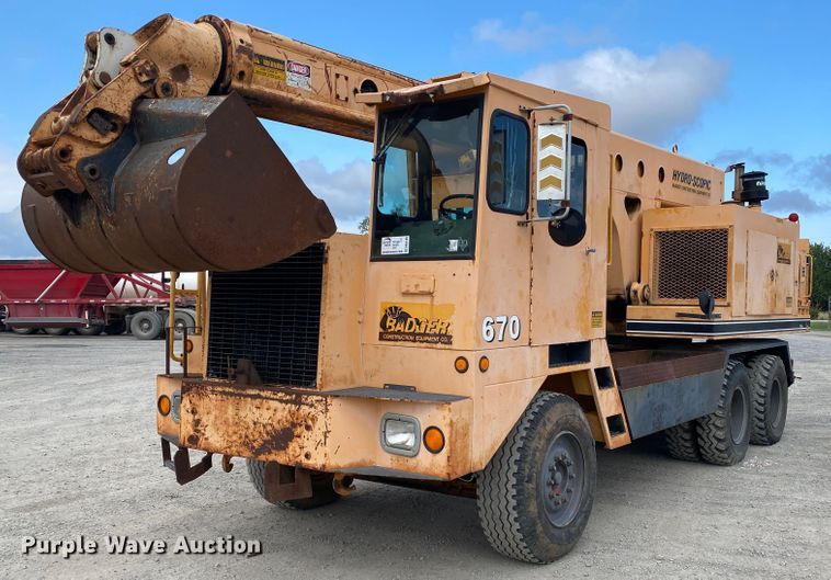 image for item DM4185 Badger 670  wheeled excavator