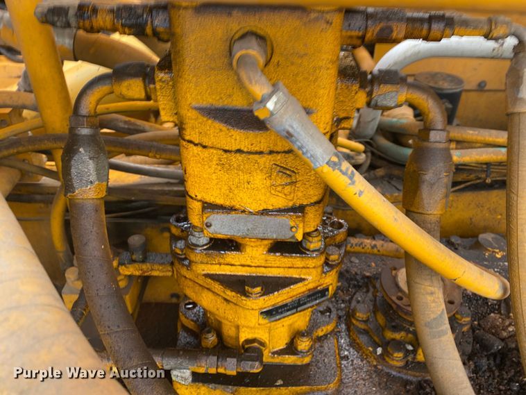 image for item DM4185 Badger 670  wheeled excavator