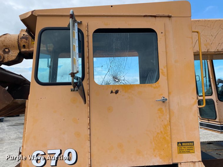 image for item DM4185 Badger 670  wheeled excavator