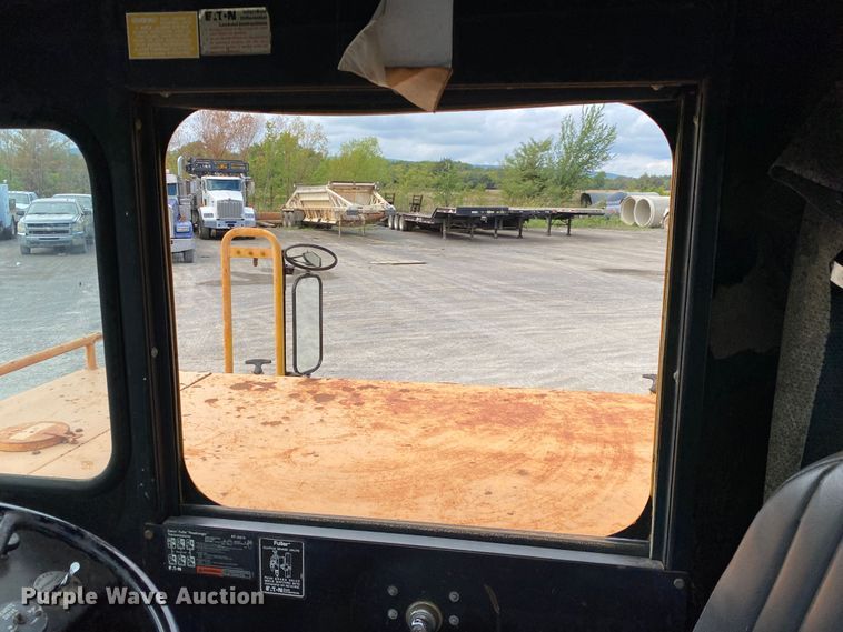 image for item DM4185 Badger 670  wheeled excavator