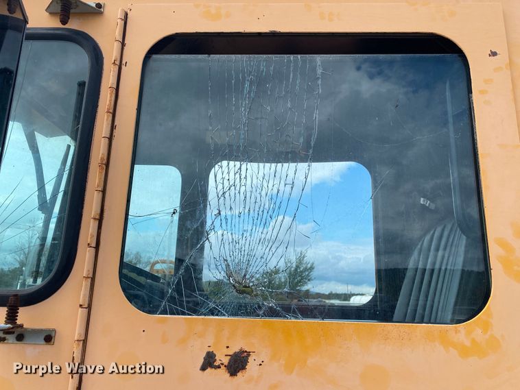 image for item DM4185 Badger 670  wheeled excavator