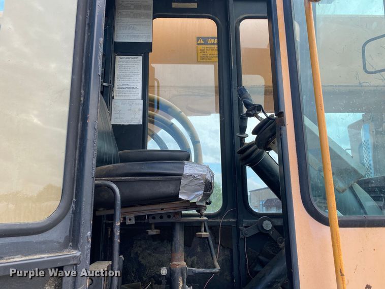 image for item DM4185 Badger 670  wheeled excavator