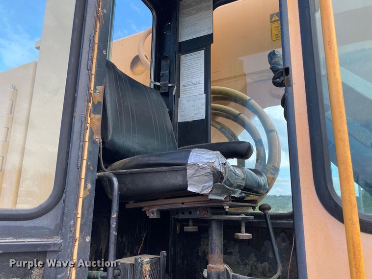 image for item DM4185 Badger 670  wheeled excavator