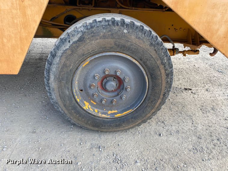 image for item DM4185 Badger 670  wheeled excavator