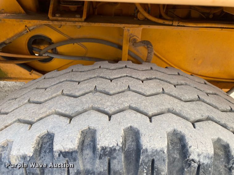 image for item DM4185 Badger 670  wheeled excavator