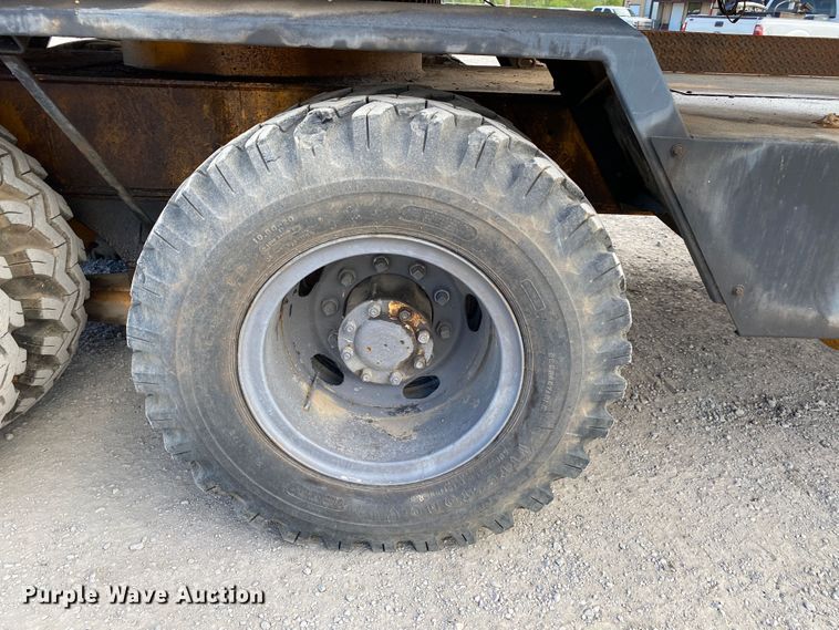 image for item DM4185 Badger 670  wheeled excavator