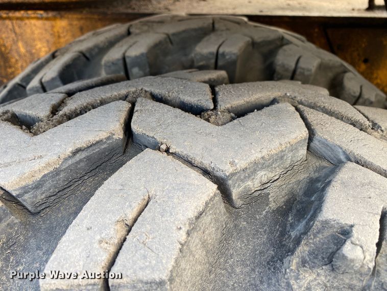 image for item DM4185 Badger 670  wheeled excavator