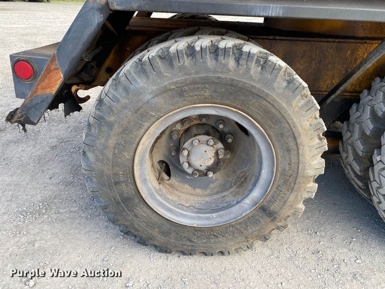 image for item DM4185 Badger 670  wheeled excavator