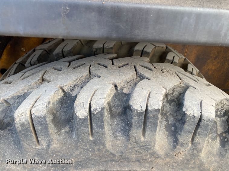 image for item DM4185 Badger 670  wheeled excavator