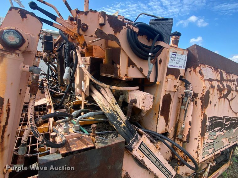 image for item DM4190 LeeBoy L8500T  paver