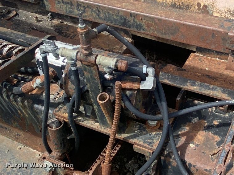 image for item DM4190 LeeBoy L8500T  paver