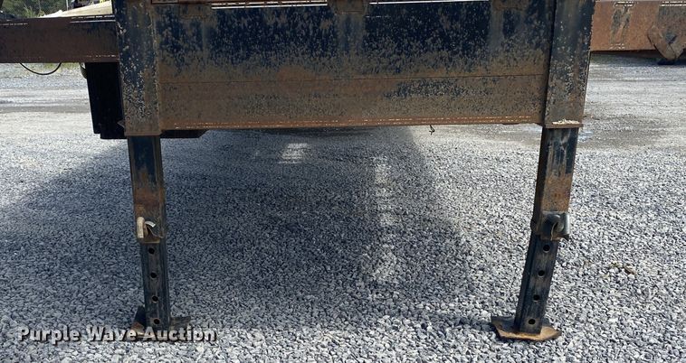 image for item DM4194 2009 Elite Trailers Dovetail-36  equipment trailer