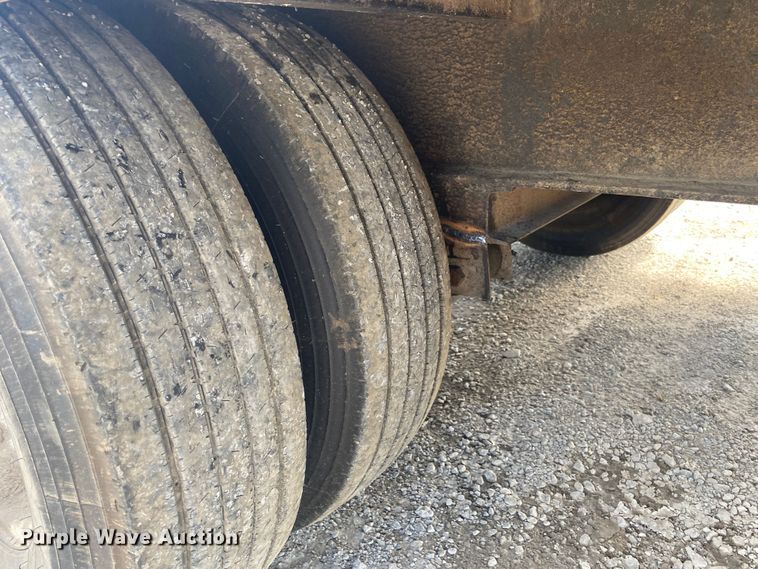 image for item DM4194 2009 Elite Trailers Dovetail-36  equipment trailer