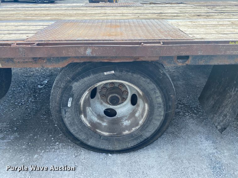 image for item DM4194 2009 Elite Trailers Dovetail-36  equipment trailer