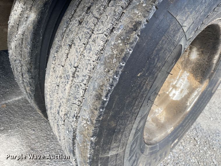 image for item DM4194 2009 Elite Trailers Dovetail-36  equipment trailer