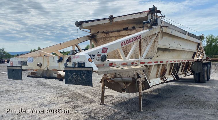 image for item DM4195 2002 Flowboy  bottom dump trailer