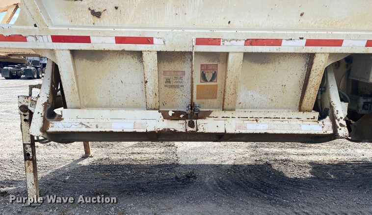 image for item DM4195 2002 Flowboy  bottom dump trailer