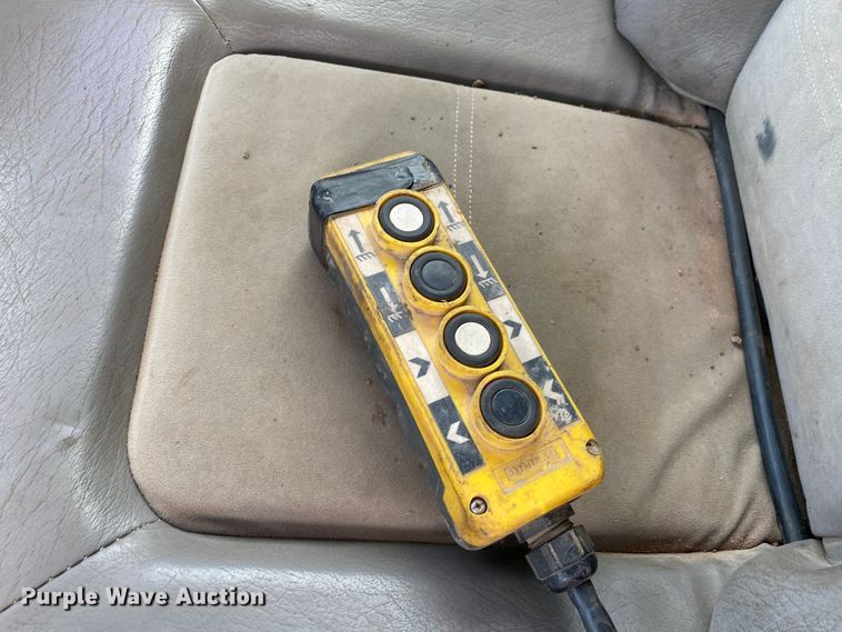 image for item DM4196 2001 Western Star 4964F  manure spreader truck