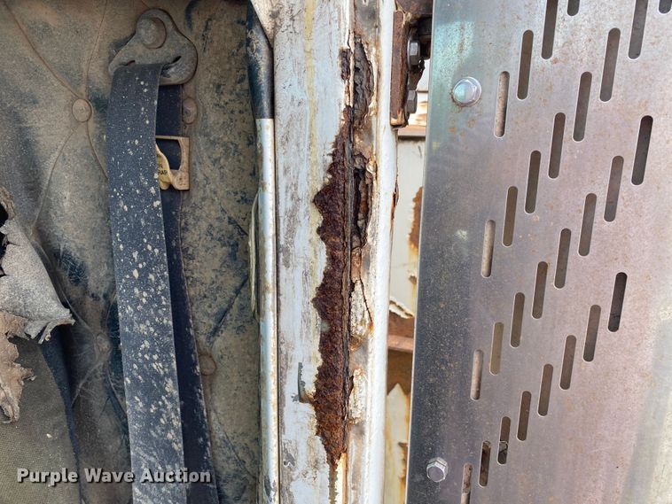 image for item DM4196 2001 Western Star 4964F  manure spreader truck