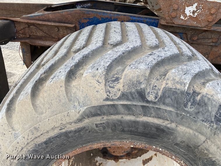 image for item DM4196 2001 Western Star 4964F  manure spreader truck