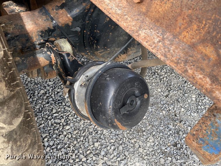 image for item DM4196 2001 Western Star 4964F  manure spreader truck