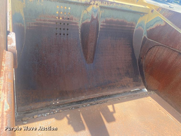 image for item DM4197 1989 Caterpillar 613C  elevating scraper