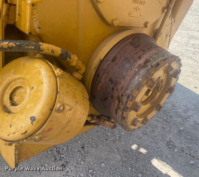 image for item DM4197 1989 Caterpillar 613C  elevating scraper