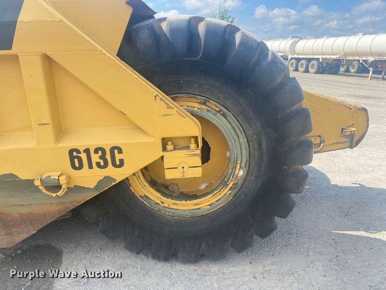 image for item DM4197 1989 Caterpillar 613C  elevating scraper