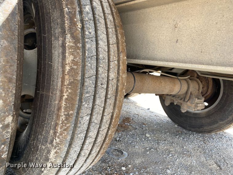 image for item DM4202 2003 American  equipment trailer