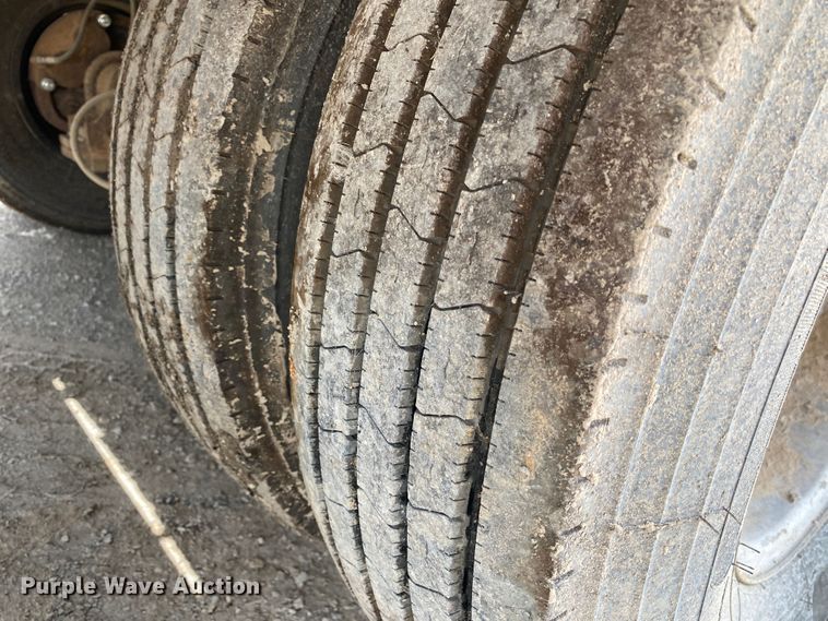 image for item DM4202 2003 American  equipment trailer