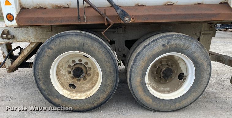 image for item DM4203 2009 Clement 2AT1210S  end dump pup trailer