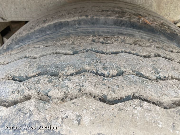 image for item DM4203 2009 Clement 2AT1210S  end dump pup trailer