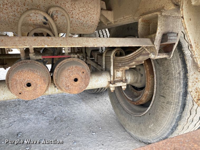 image for item DM4203 2009 Clement 2AT1210S  end dump pup trailer