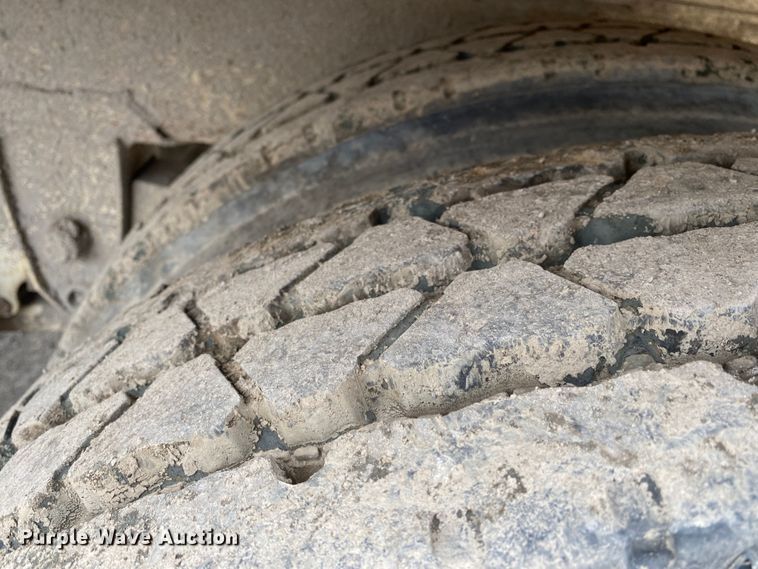 image for item DM4203 2009 Clement 2AT1210S  end dump pup trailer