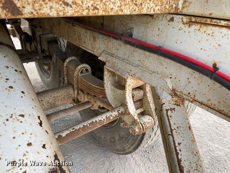 image for item DM4203 2009 Clement 2AT1210S  end dump pup trailer