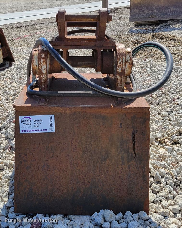 image for item DM7984 Kent HP135-II  plate compactor