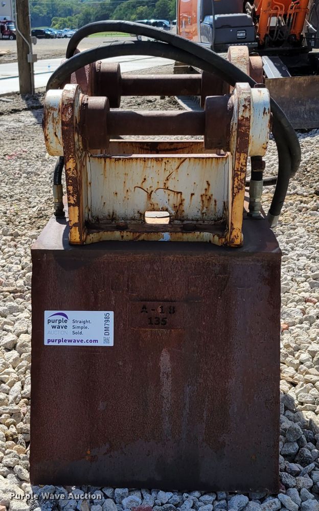 image for item DM7985 Kent HP135-II  plate compactor