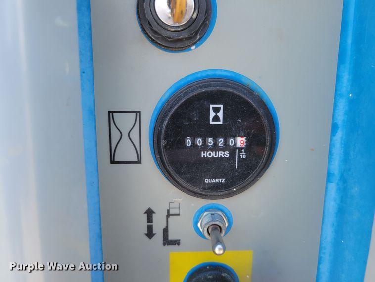 image for item DM7992 (2) Genie GR-20 scissor lifts