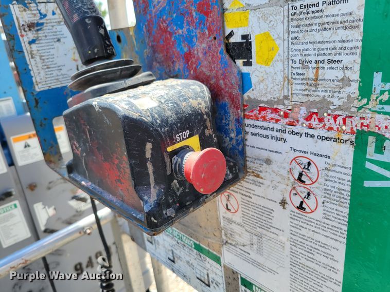 image for item DM7992 (2) Genie GR-20 scissor lifts