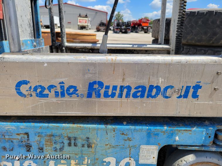 image for item DM7992 (2) Genie GR-20 scissor lifts