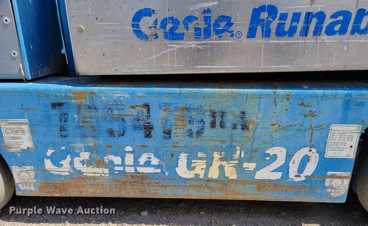 image for item DM7992 (2) Genie GR-20 scissor lifts