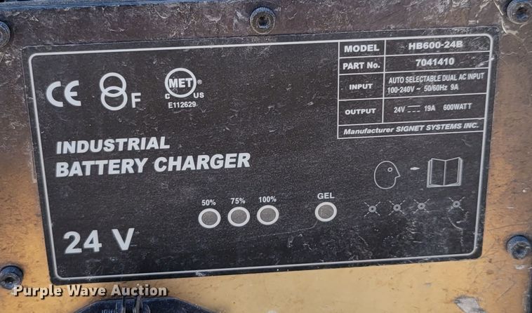 image for item DM7992 (2) Genie GR-20 scissor lifts