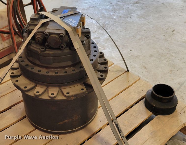 image for item DM7995 Kayaba Industry B0240-93032  final drive assembly