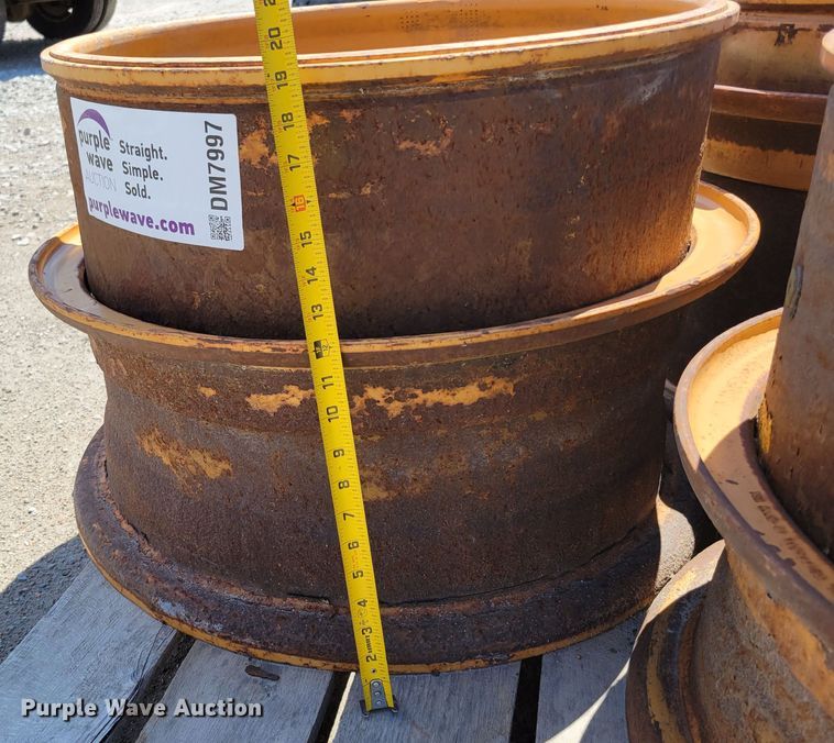 image for item DM7997 (3) wheels