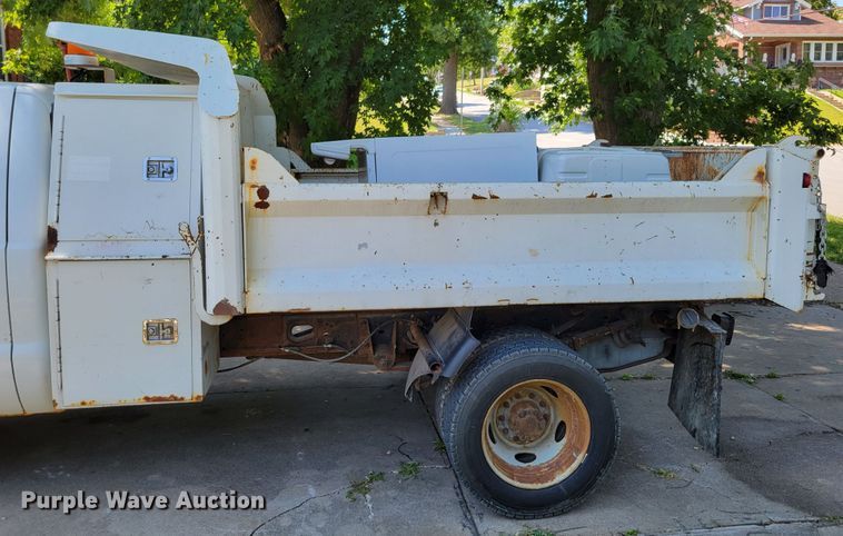 image for item DM8009 2008 Ford F550 Super Duty XL dump truck