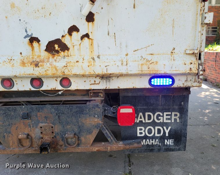 image for item DM8009 2008 Ford F550 Super Duty XL dump truck