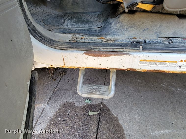 image for item DM8009 2008 Ford F550 Super Duty XL dump truck